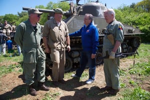 Mangano visit to Armor Museum