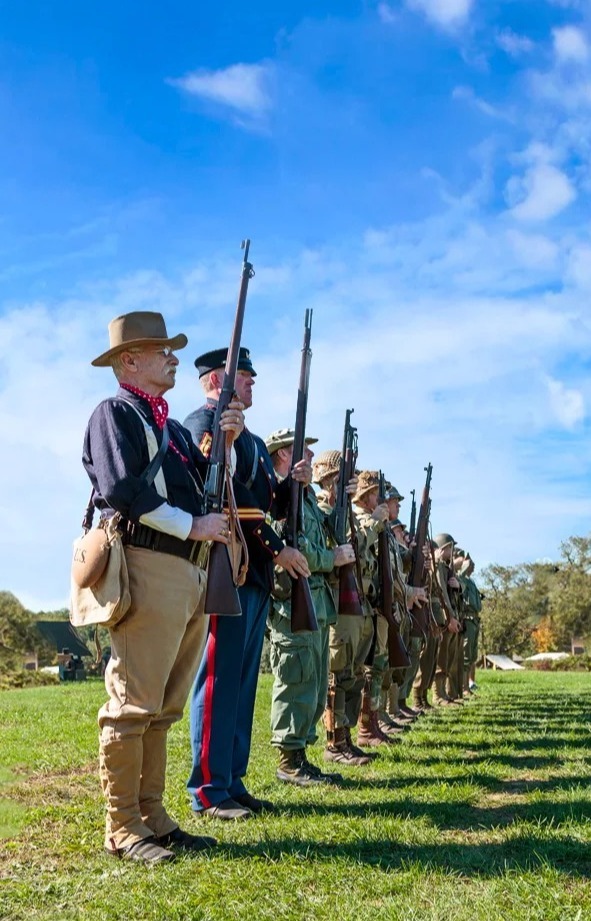 War-reenactors-of-Museum-of-American-Armor
